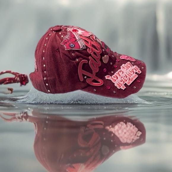 Heavenly Threads - Picture 2 of 5